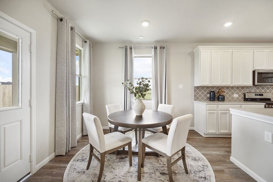 Representative furnished interior of a home built from the Walker by Beazer Homes in Laurel Landing: Founders Collection, Alvin (Image 6). Representative furnished interior of a home built from the Walker by Beazer Homes in Laurel Landing: Founders Collection, Alvin (Image 6).