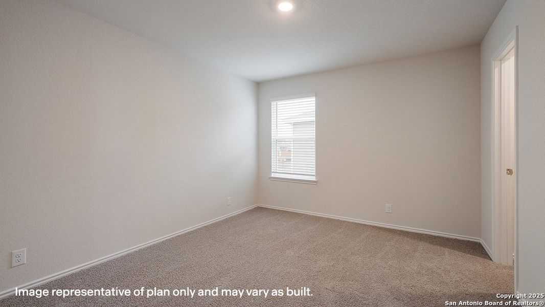 Spacious, unfurnished interior of a new home in Redbird Ranch, San Antonio (Image 21).