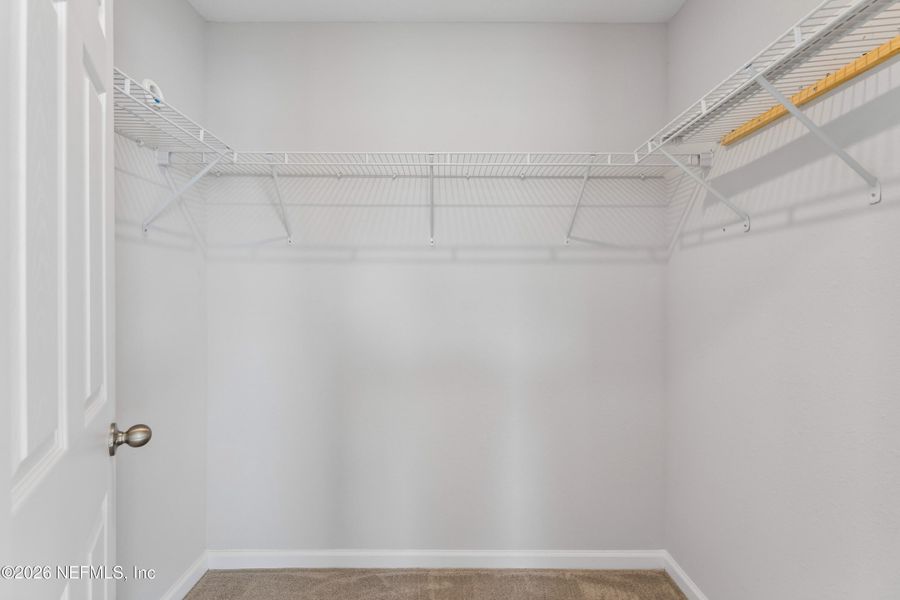 Spacious, unfurnished interior of a new home in , Jacksonville (Image 30).