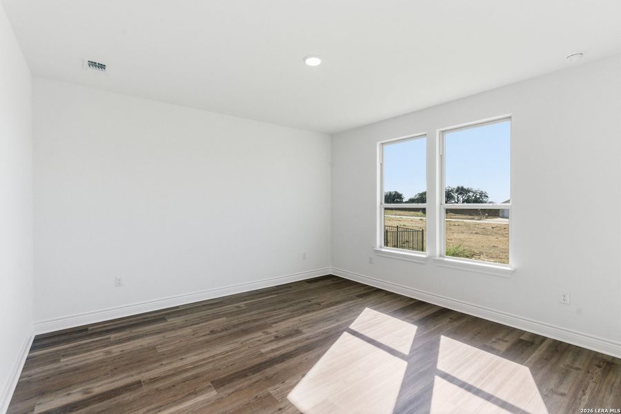Spacious, unfurnished interior of a new home in Del Webb New Braunfels at Veramendi, New Braunfels (Image 17). Spacious, unfurnished interior of a new home in Del Webb New Braunfels at Veramendi, New Braunfels (Image 17).
