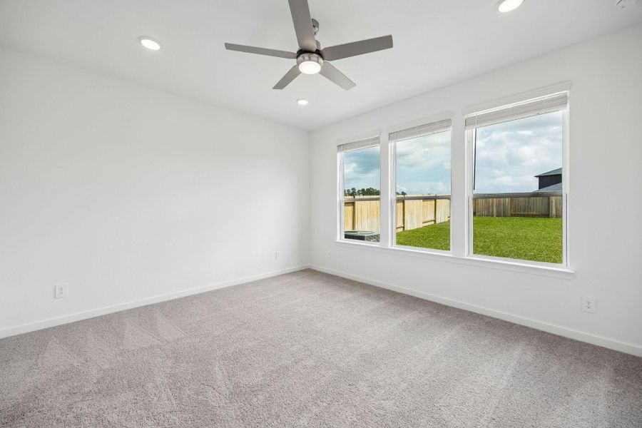Spacious, unfurnished interior of a new home in Montgomery Bend, Montgomery (Image 30).