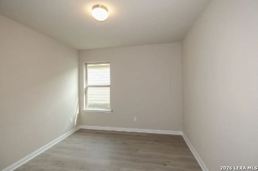 Spacious, unfurnished interior of a new home in Greenfield, Seguin (Image 8).