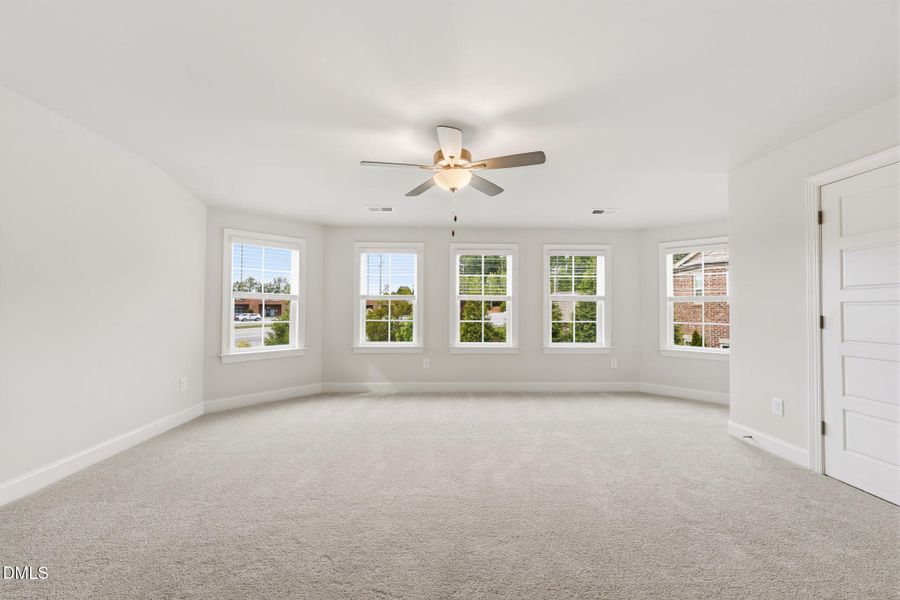 40-web-or-mls-DSC00532 40-web-or-mls-DSC00532