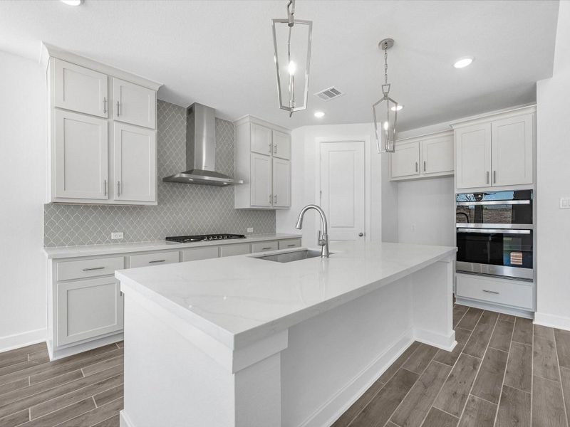 Furnished interior view inside a new home in Lago Mar, Texas City (Image 4).