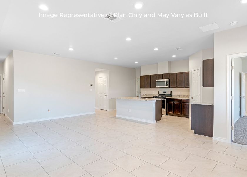 Representative unfurnished interior of a home built from the Camden by D.R. Horton in London Towne, Corpus Christi (Image 13).