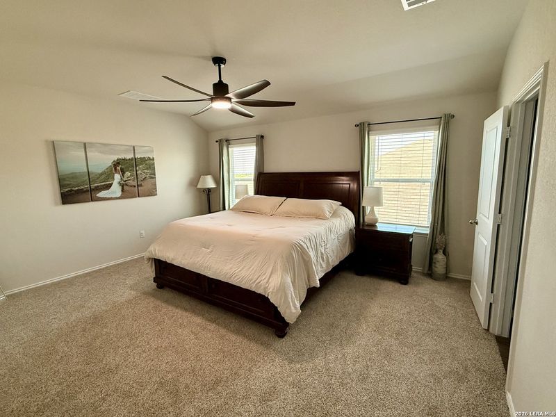 Furnished interior view inside a new home in Winding Creek, New Braunfels (Image 11).