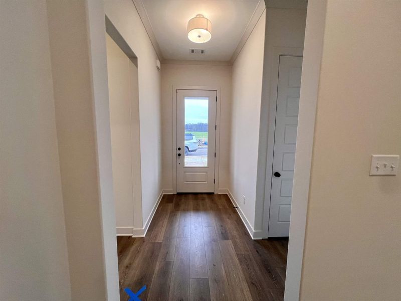 Spacious, unfurnished interior of a new home in Lockwood, Collierville (Image 16).