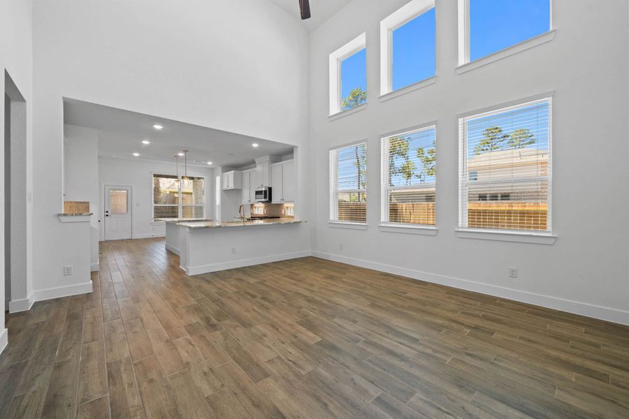 Spacious, unfurnished interior of a new home in The Woodlands Hills, Willis (Image 17).