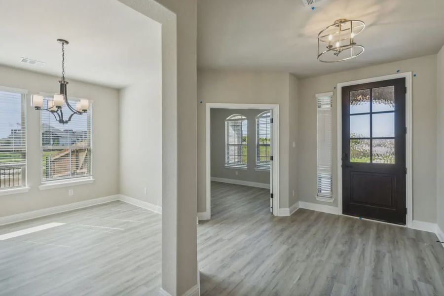 Spacious, unfurnished interior of a new home in Summer Crest, Crowley (Image 9). Spacious, unfurnished interior of a new home in Summer Crest, Crowley (Image 9).