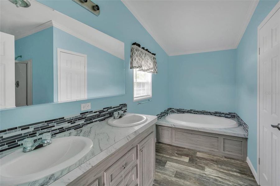 Furnished interior view inside a new home in , Spring Hill (Image 8).