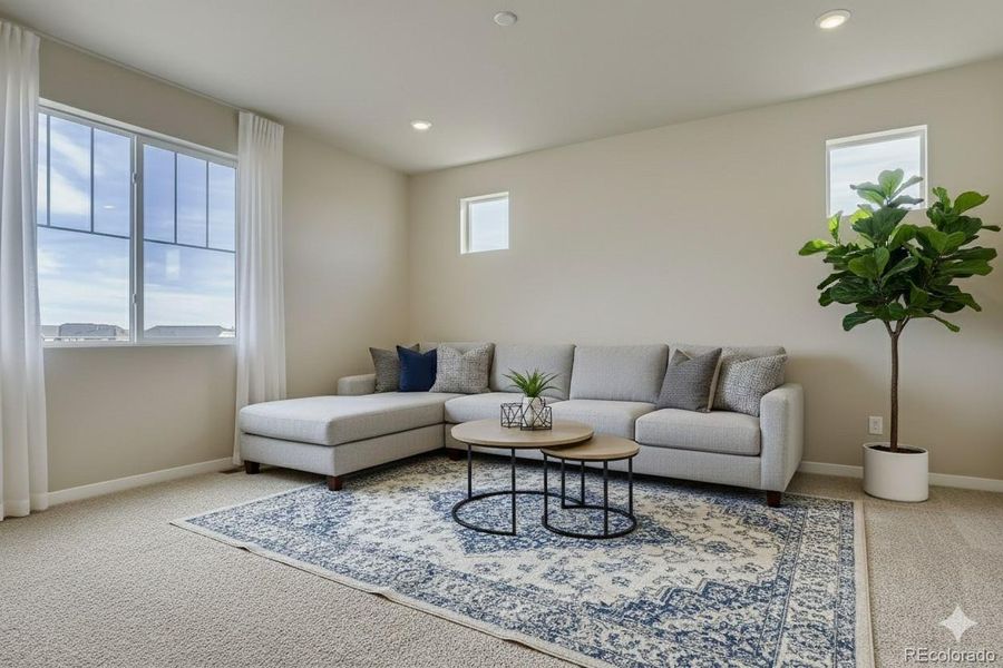 UPPER LEVEL LOFT - STAGED UPPER LEVEL LOFT - STAGED