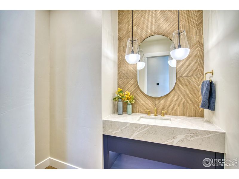 Image 47 of a home in .