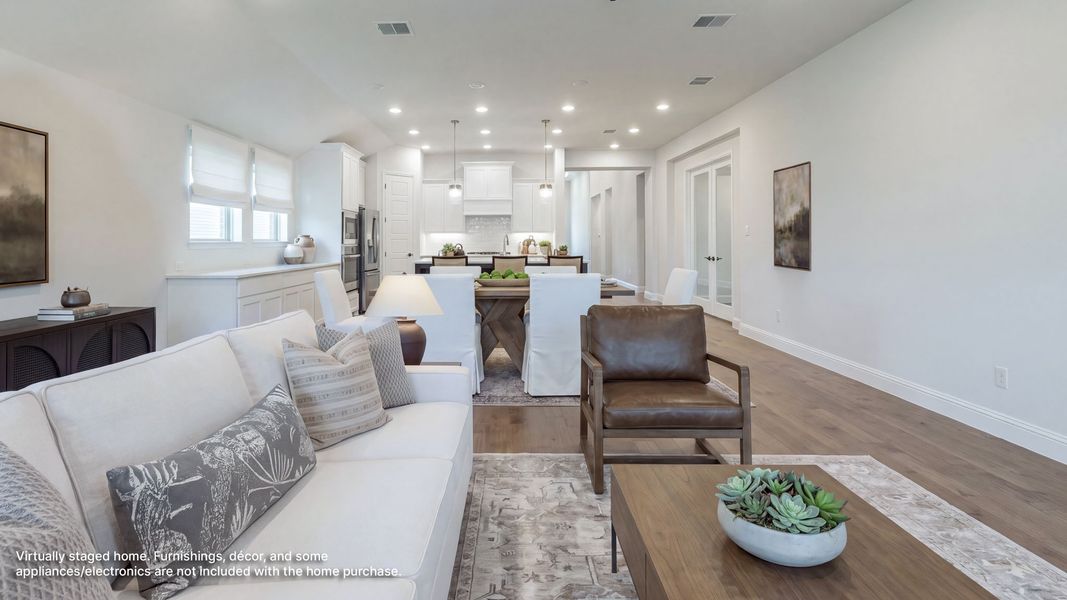 Furnished interior view inside a new home in Eliana, McKinney (Image 8).