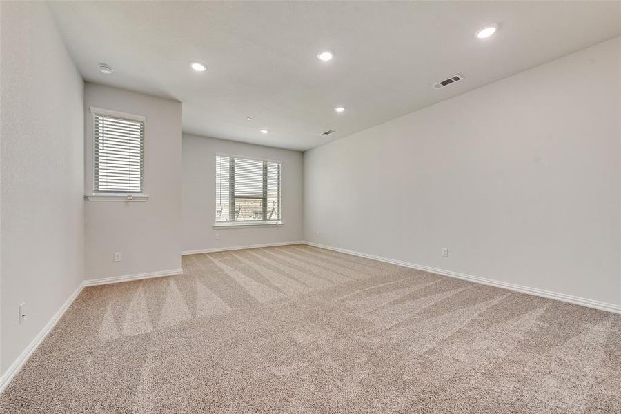 Spacious, unfurnished interior of a new home in Wade Settlement Townhomes, Frisco (Image 24).