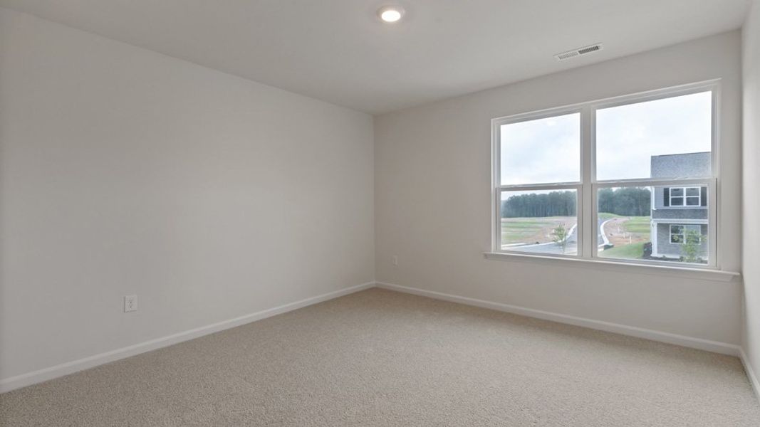 Representative unfurnished interior of a home built from the hanover by D.R. Horton in Bexford, Willow Spring (Image 30).