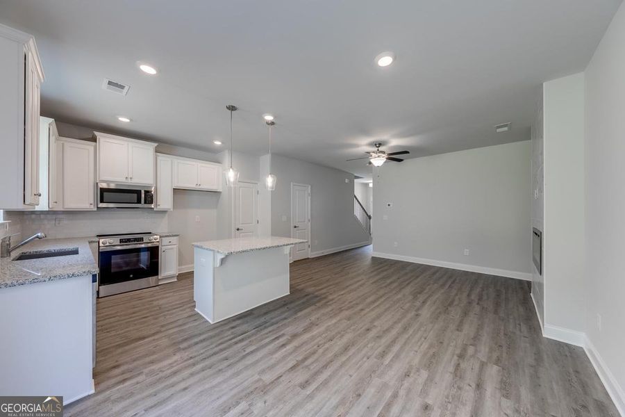 Image 28 of a home in Chimney Oaks Townhomes.