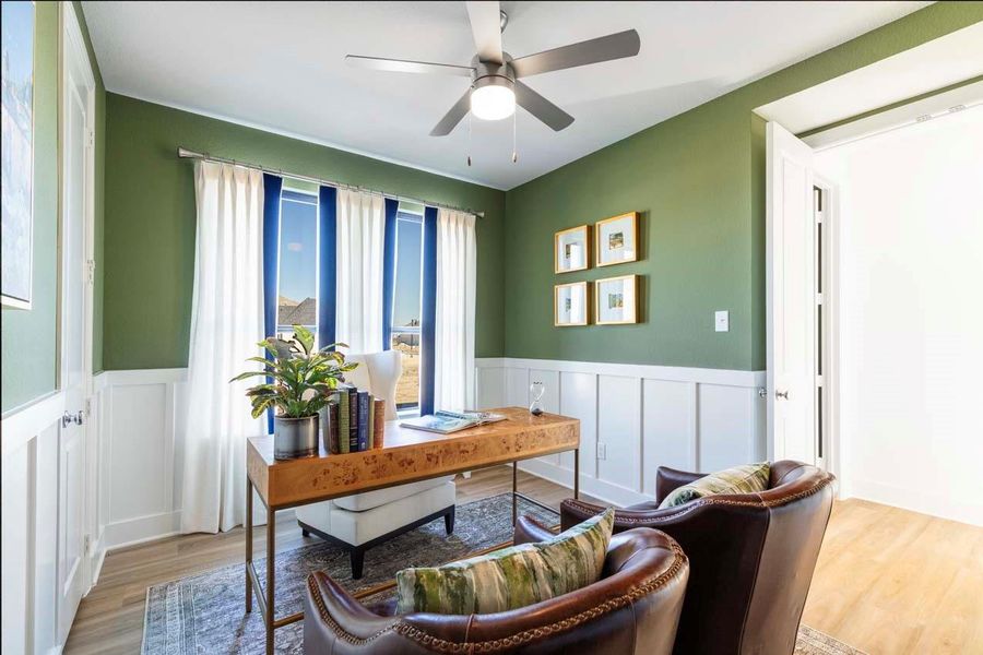 Furnished interior view inside a new home in Pomona: 40ft. lots, Manvel (Image 9).