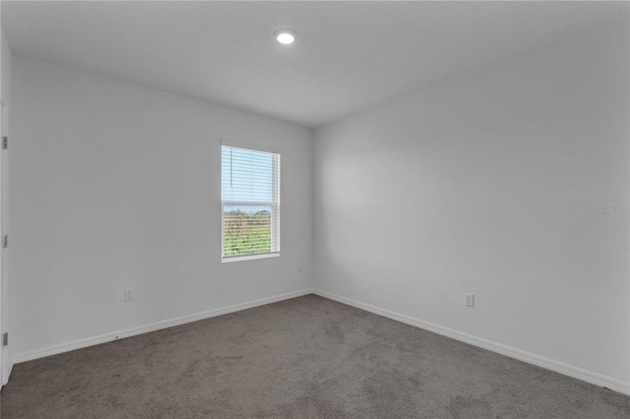 Spacious, unfurnished interior of a new home in , Lakeland (Image 35).