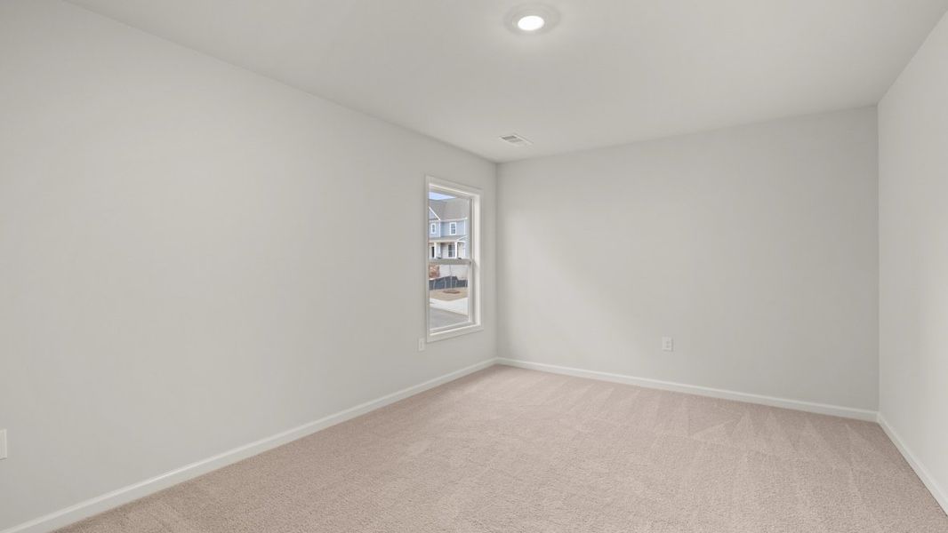 Representative unfurnished interior of a home built from the Westerly by D.R. Horton in Thalley Creek Estates, Cumming (Image 25).