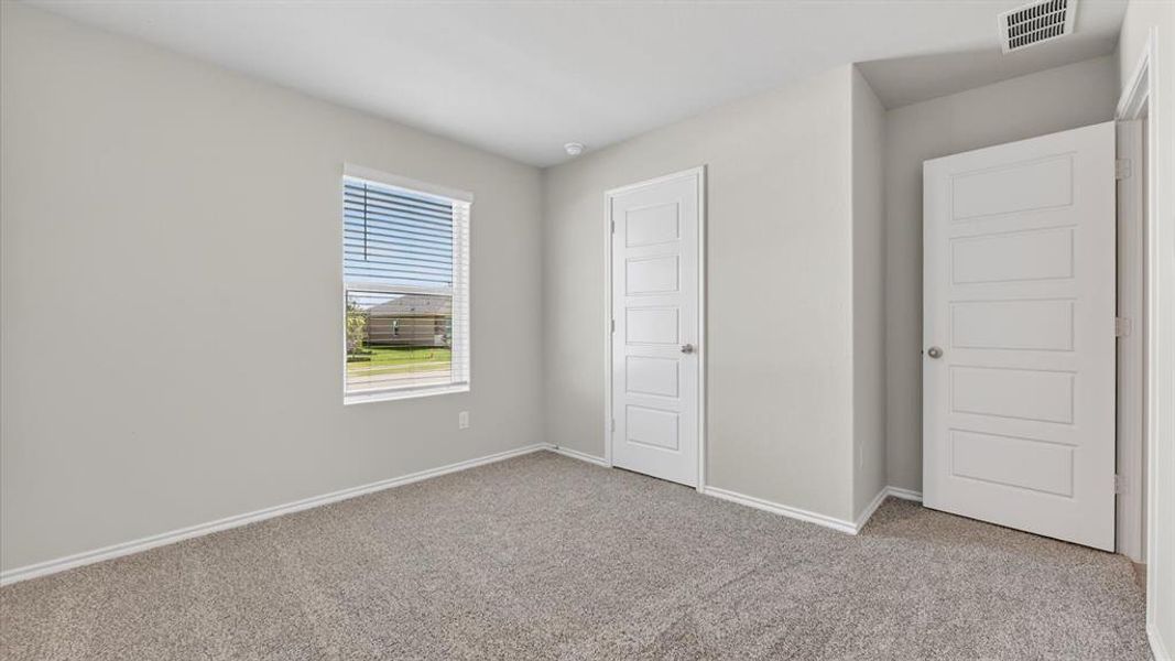 Spacious, unfurnished interior of a new home in Longhorn Estates, Fort Worth (Image 20). Spacious, unfurnished interior of a new home in Longhorn Estates, Fort Worth (Image 20).