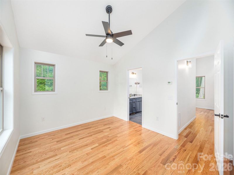Spacious, unfurnished interior of a new home in , Waynesville (Image 27).