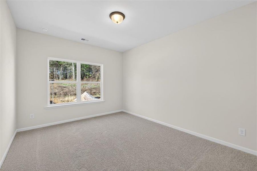 Spacious, unfurnished interior of a new home in Sanders Park, Austell (Image 23).