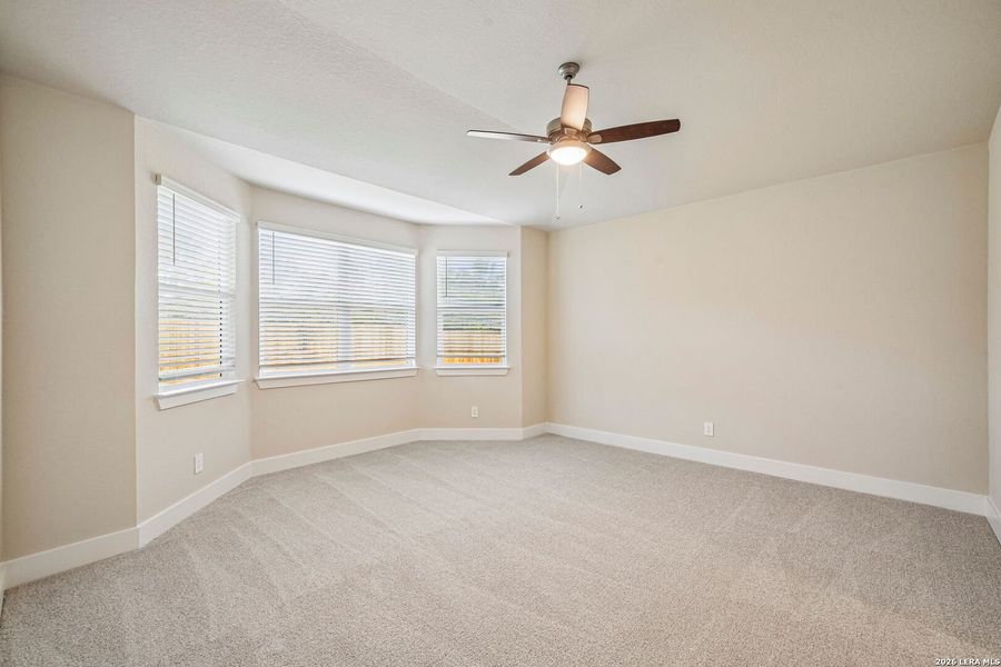 Spacious, unfurnished interior of a new home in Stetson Ridge, Marion (Image 20).
