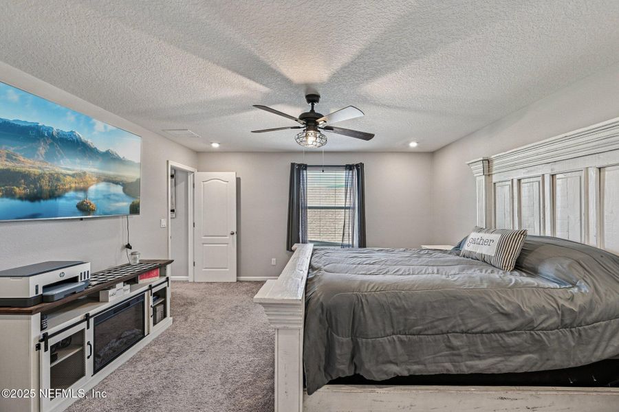 Furnished interior view inside a new home in Village Park, Green Cove Springs (Image 8).