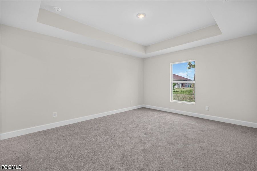 Spacious, unfurnished interior of a new home in Cape Coral, Cape Coral (Image 18). Spacious, unfurnished interior of a new home in Cape Coral, Cape Coral (Image 18).