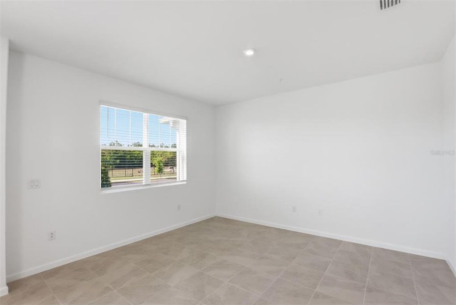 Spacious, unfurnished interior of a new home in Gardenia Reserve, Apopka (Image 18). Spacious, unfurnished interior of a new home in Gardenia Reserve, Apopka (Image 18).