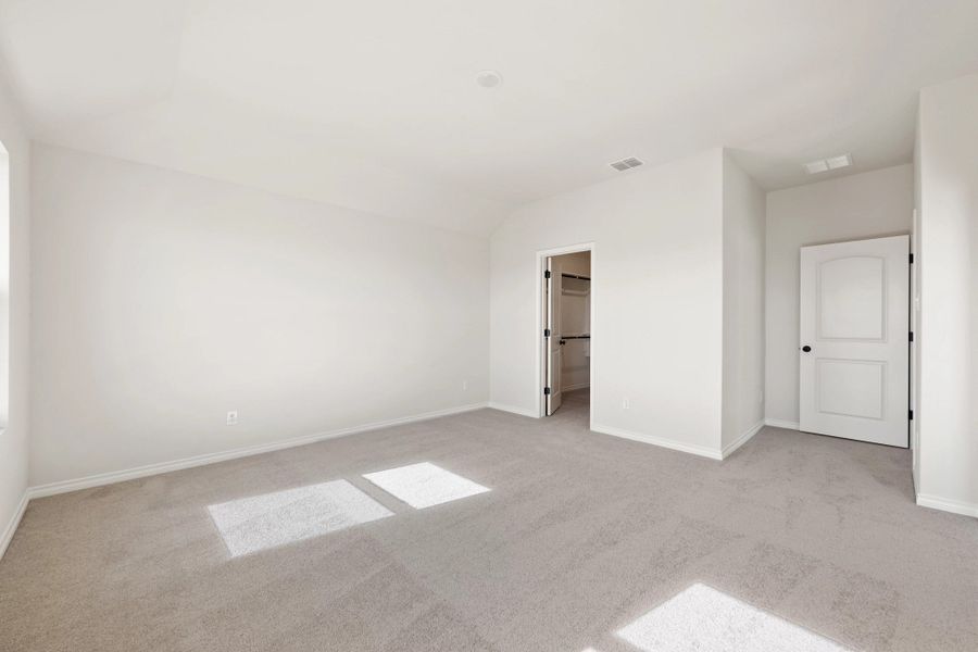 Spacious, unfurnished interior of a new home in The Homestead at Lariat, Liberty Hill (Image 50).