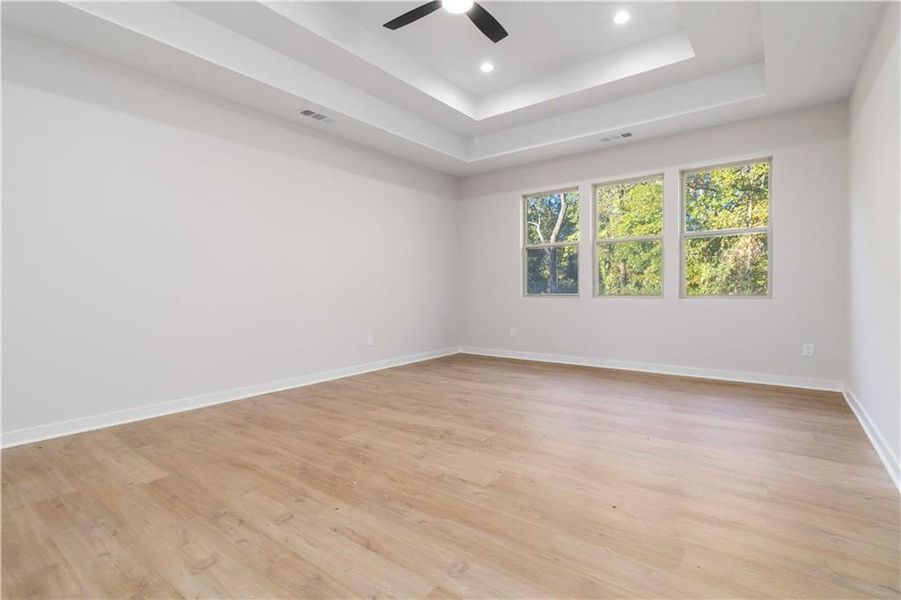 Spacious, unfurnished interior of a new home in , College Park (Image 11).