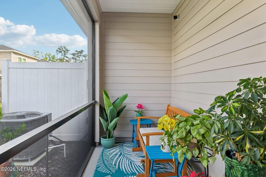 Exterior details and patio area of a home in , Middleburg (Image 21).