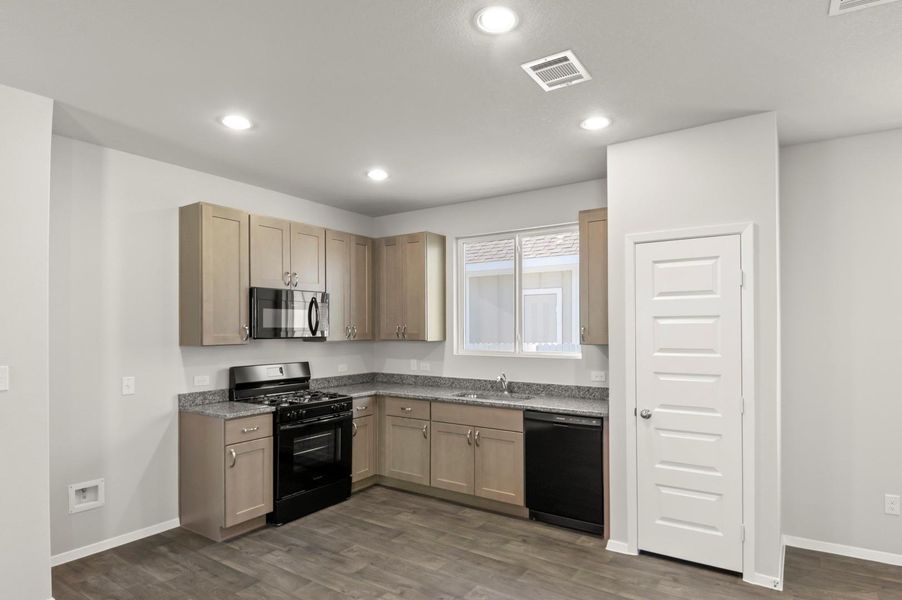 Furnished interior view inside a new home in Harvest Ridge, Elgin (Image 8).
