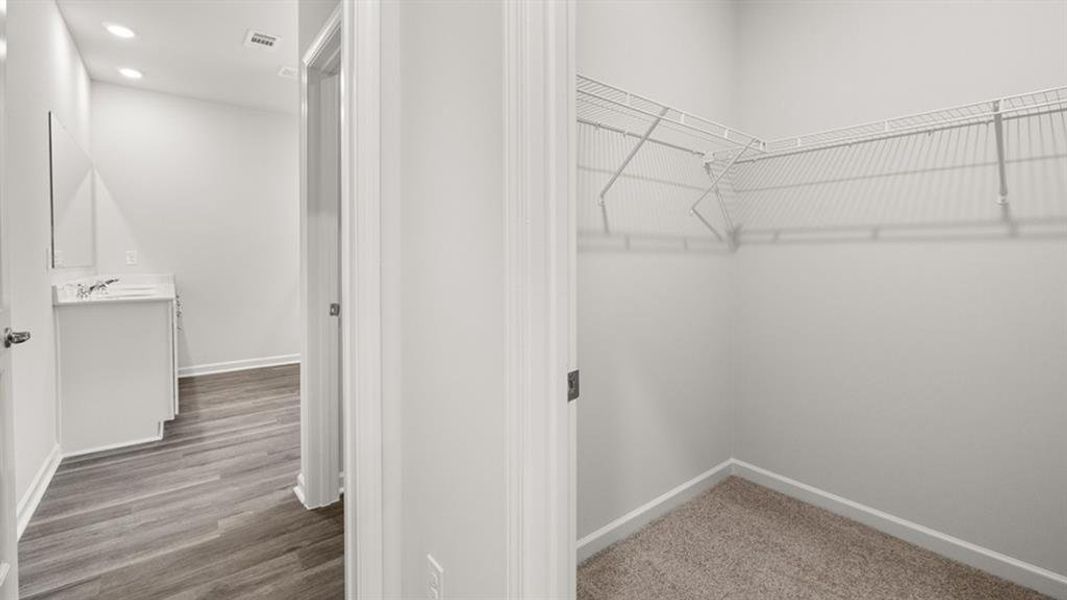 Spacious, unfurnished interior of a new home in Oaks at Cedar Grove, Fairburn (Image 31).