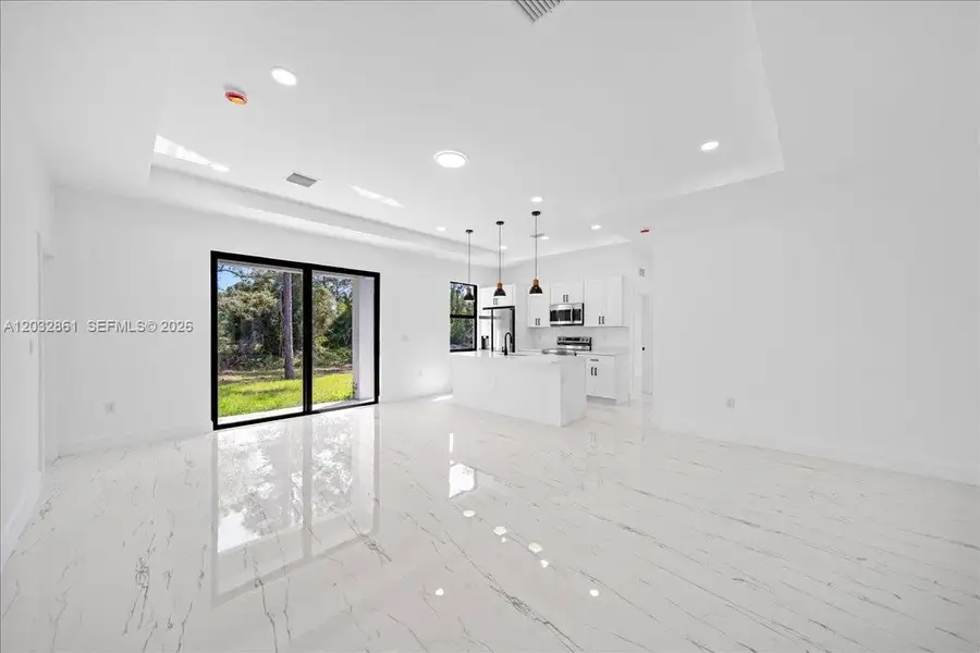 Spacious, unfurnished interior of a new home in , Lehigh Acres (Image 22). Spacious, unfurnished interior of a new home in , Lehigh Acres (Image 22).