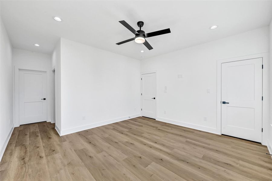 Spacious, unfurnished interior of a new home in , Houston (Image 19). Spacious, unfurnished interior of a new home in , Houston (Image 19).
