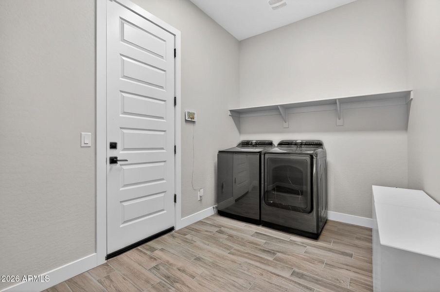 40-web-or-mls-40- E Pegasus Pkwy