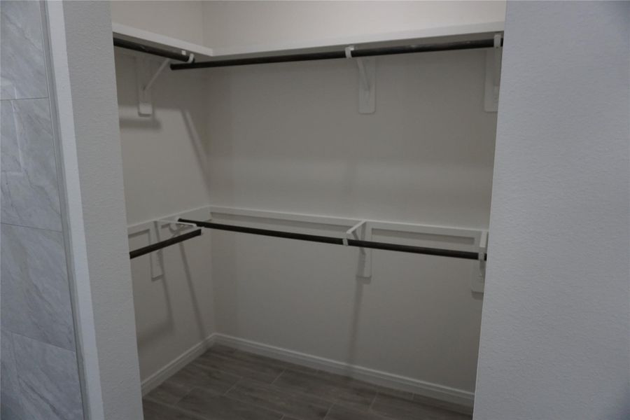 Spacious, unfurnished interior of a new home in , Willis (Image 17).