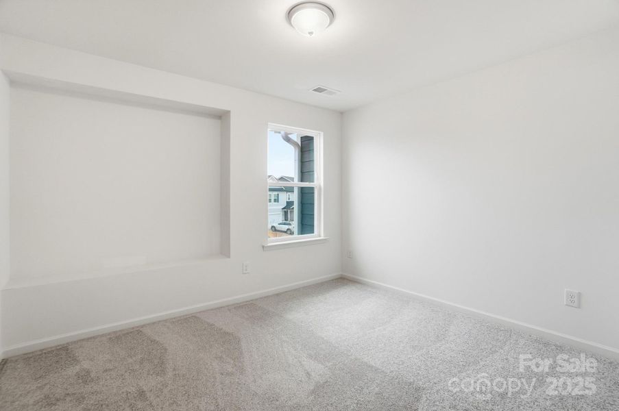 Spacious, unfurnished interior of a new home in Wilson Creek, Indian Land (Image 18).