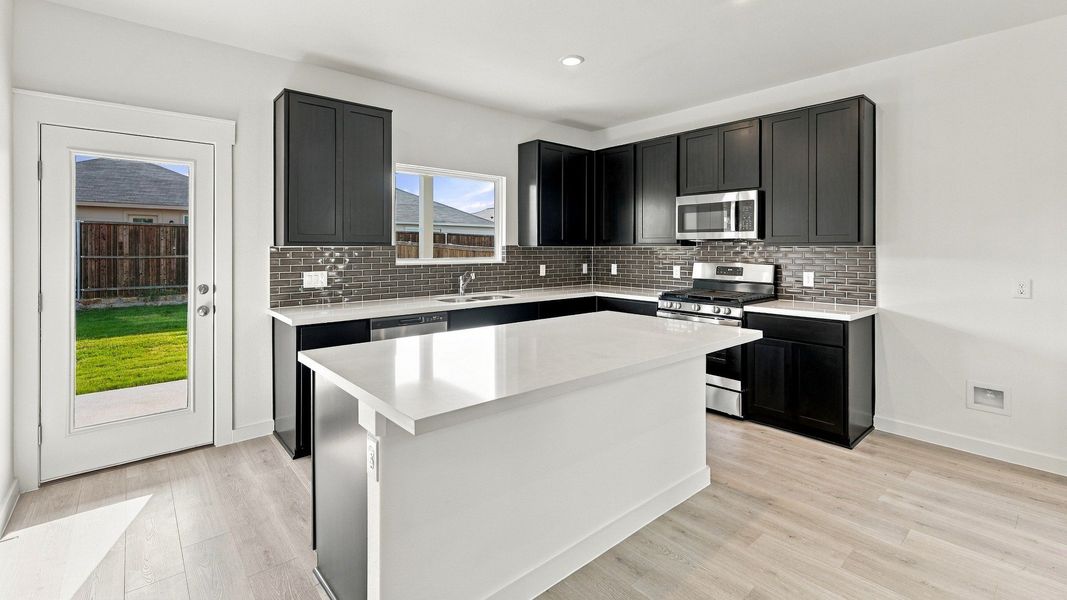 Furnished interior view inside a new home in Walden Pond, Forney (Image 5).
