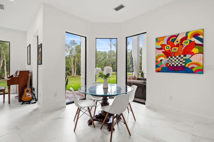 Furnished interior view inside a new home in , Palm Beach Gardens (Image 12).