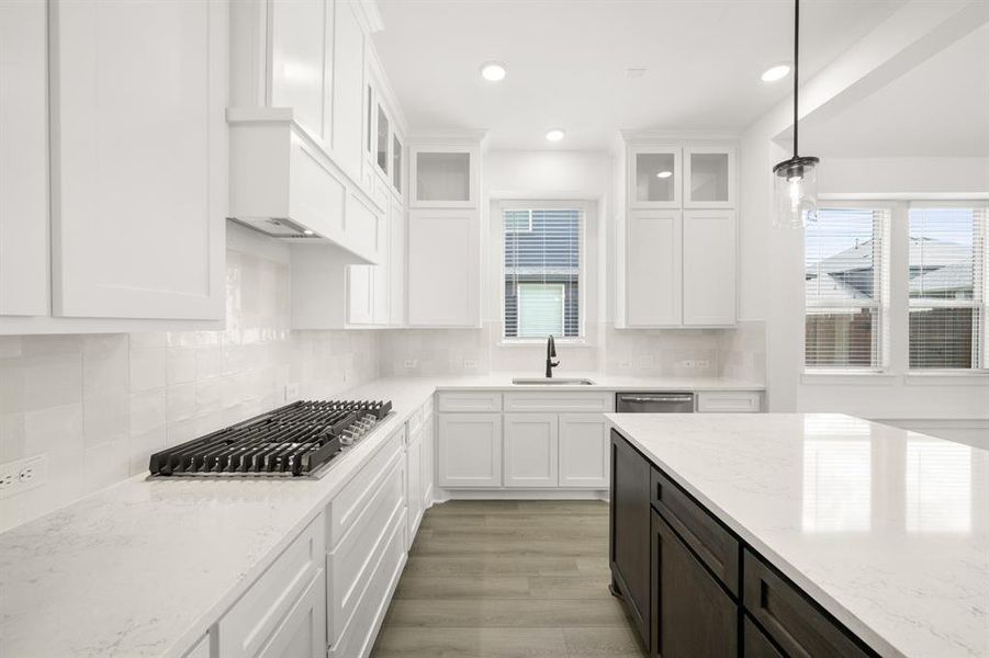 2102 Pelican- Kitchen-4