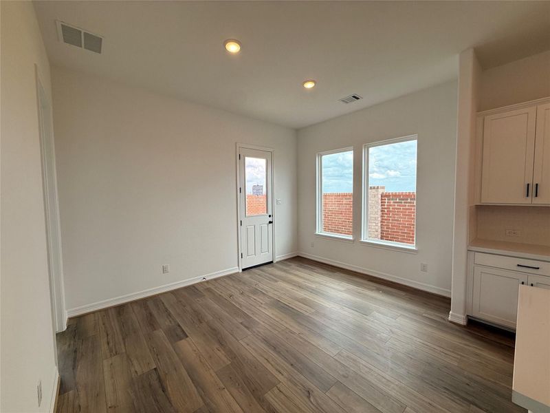 Spacious, unfurnished interior of a new home in Wildrye, Waller (Image 13).