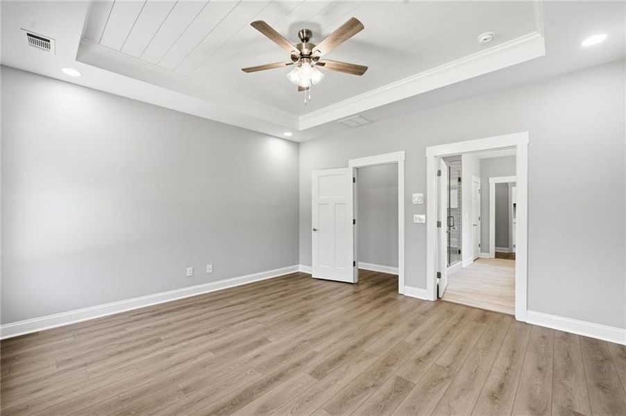 Spacious, unfurnished interior of a new home in , Monroe (Image 40).