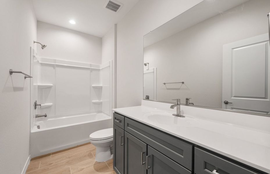 Representative furnished interior of a home built from the Verona by Pulte Homes in El Rancho Santa Rosa, Maricopa (Image 6).