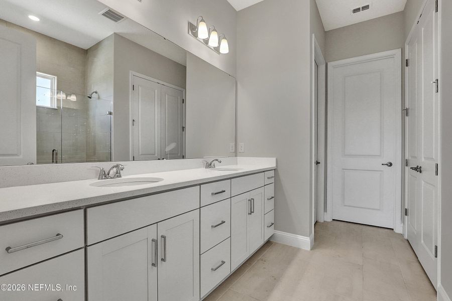 Furnished interior view inside a new home in Hyland Trail, Green Cove Springs (Image 4).