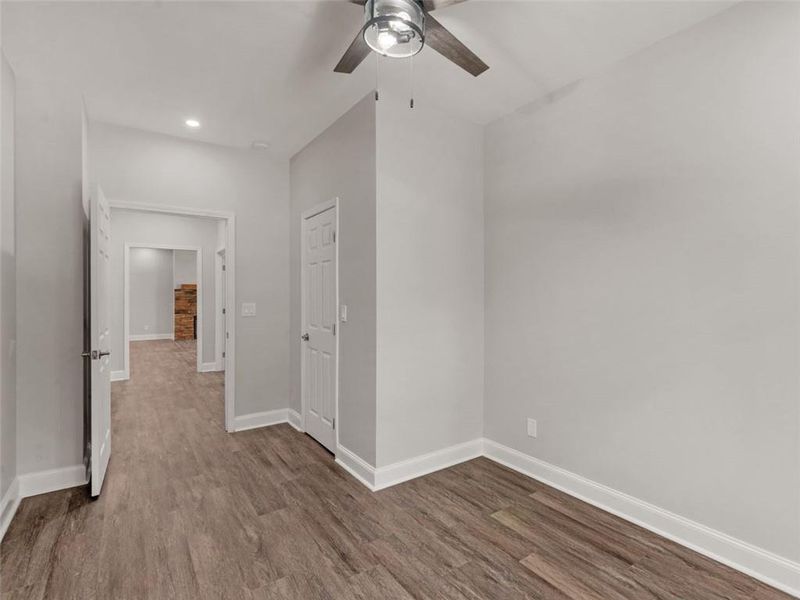 Spacious, unfurnished interior of a new home in , Griffin (Image 17).