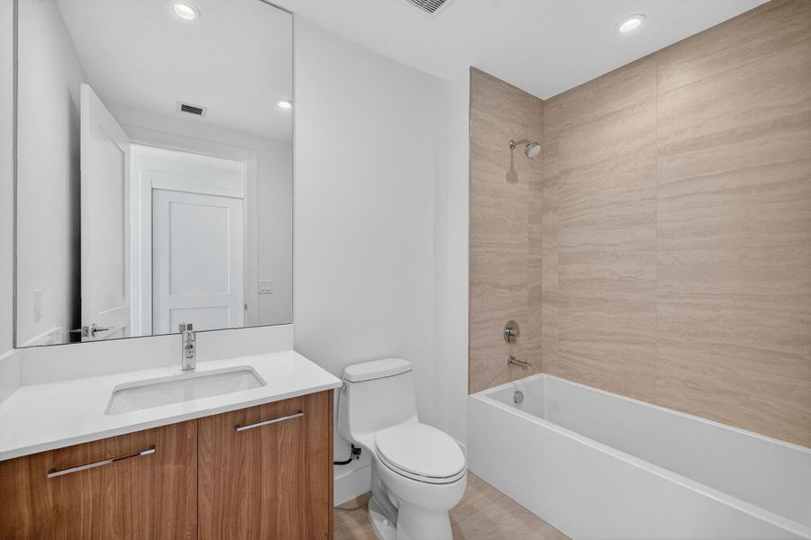 Furnished interior view inside a new home in , Fort Lauderdale (Image 18). Furnished interior view inside a new home in , Fort Lauderdale (Image 18).