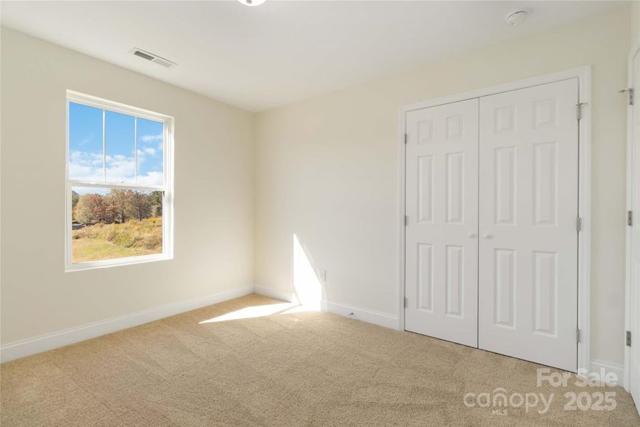 Spacious, unfurnished interior of a new home in , Monroe (Image 33).